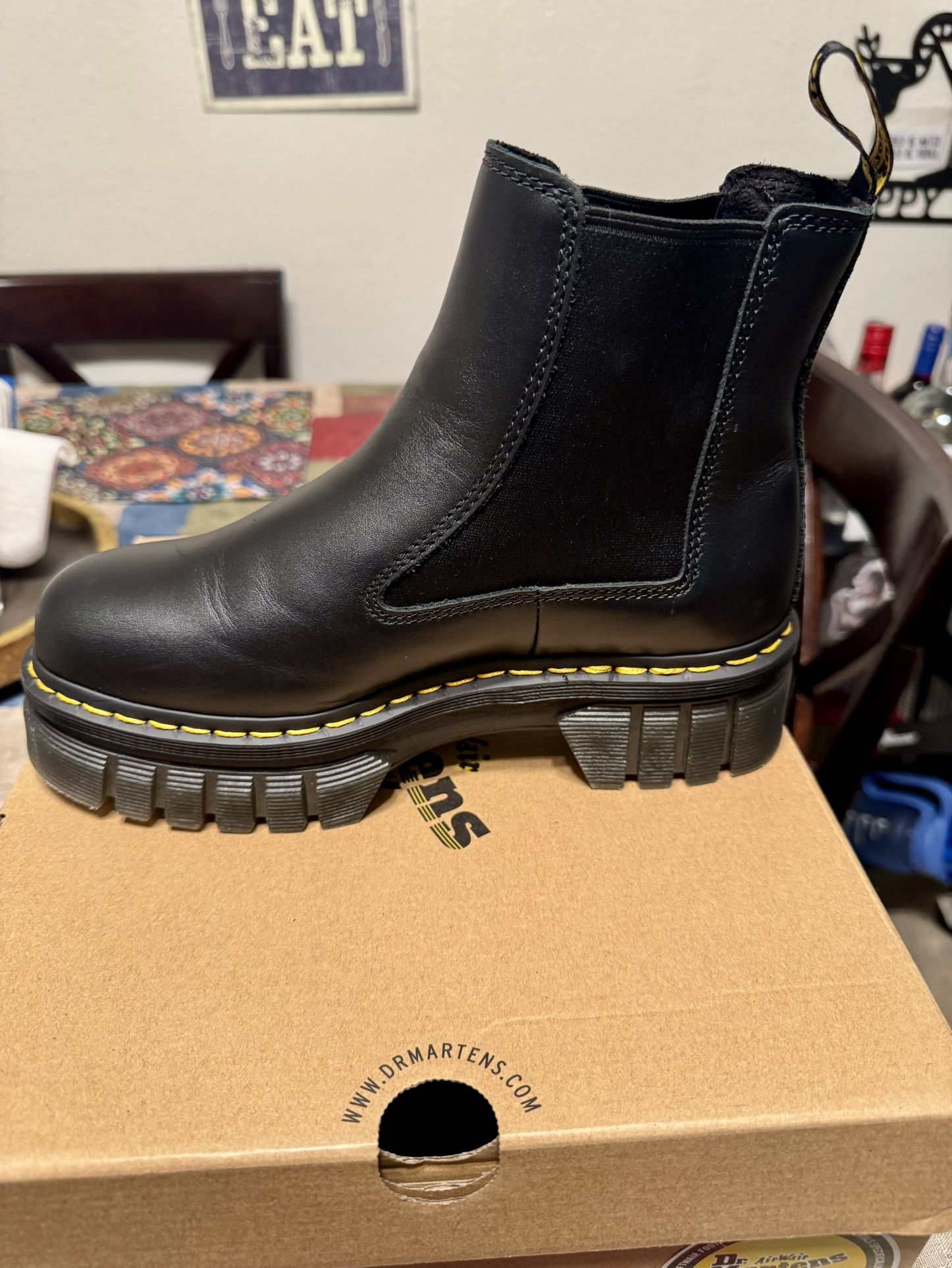 Doc Martens Size 8 Women 
