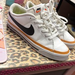 Women’s Nike