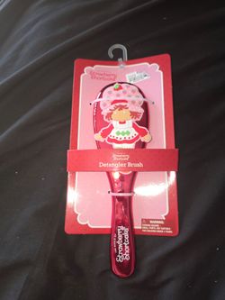 Strawberry 🍓 Shortcake brush