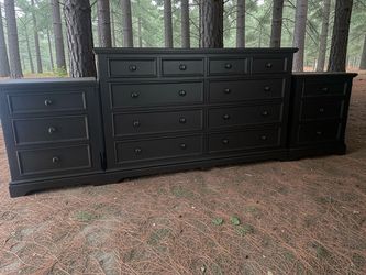 Huge Pine Broyhill Dresser & Nightstands 3pc Bedroom Set Solid Wood Black Satin New