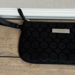 Nine West Wristlet Purse Wallet just $5 xox