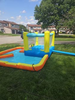 11.16' x 11.98' Bounce House with Water Slide and Air Blower