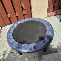 Mini Trampoline, Saltarin.