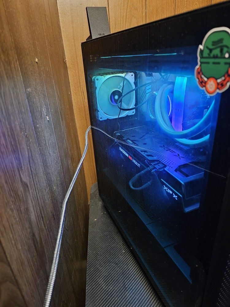 Gaming Desktop I9 12900K, 6950XT