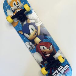 Like New - sonic the hedgehog complete skateboard