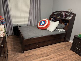 Full and twin set with mattress