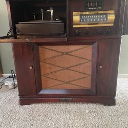 1947 RCA Radio / Record Player 