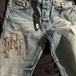 AMIRI