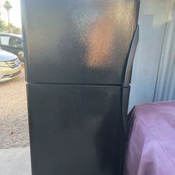 Frigidaire Refrigerator 