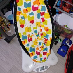 Rocking Chair Comes With Plug