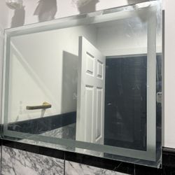 Bathroom LED mirror