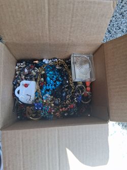 Box jewelry  chains ⛓️ 50 pcs