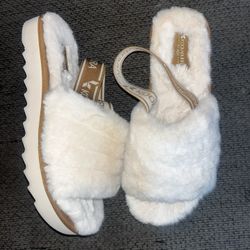 Women Shoes Uggs Size 8