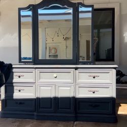 Dresser And Mirror 