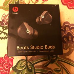 Beats Studio Buds 