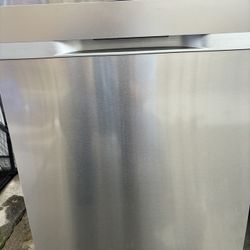 Samsung Dishwasher DW80R5060US