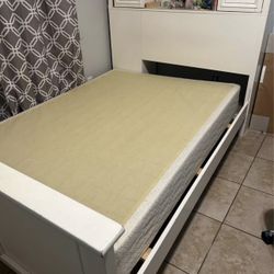 Full Size Bed & Dresser