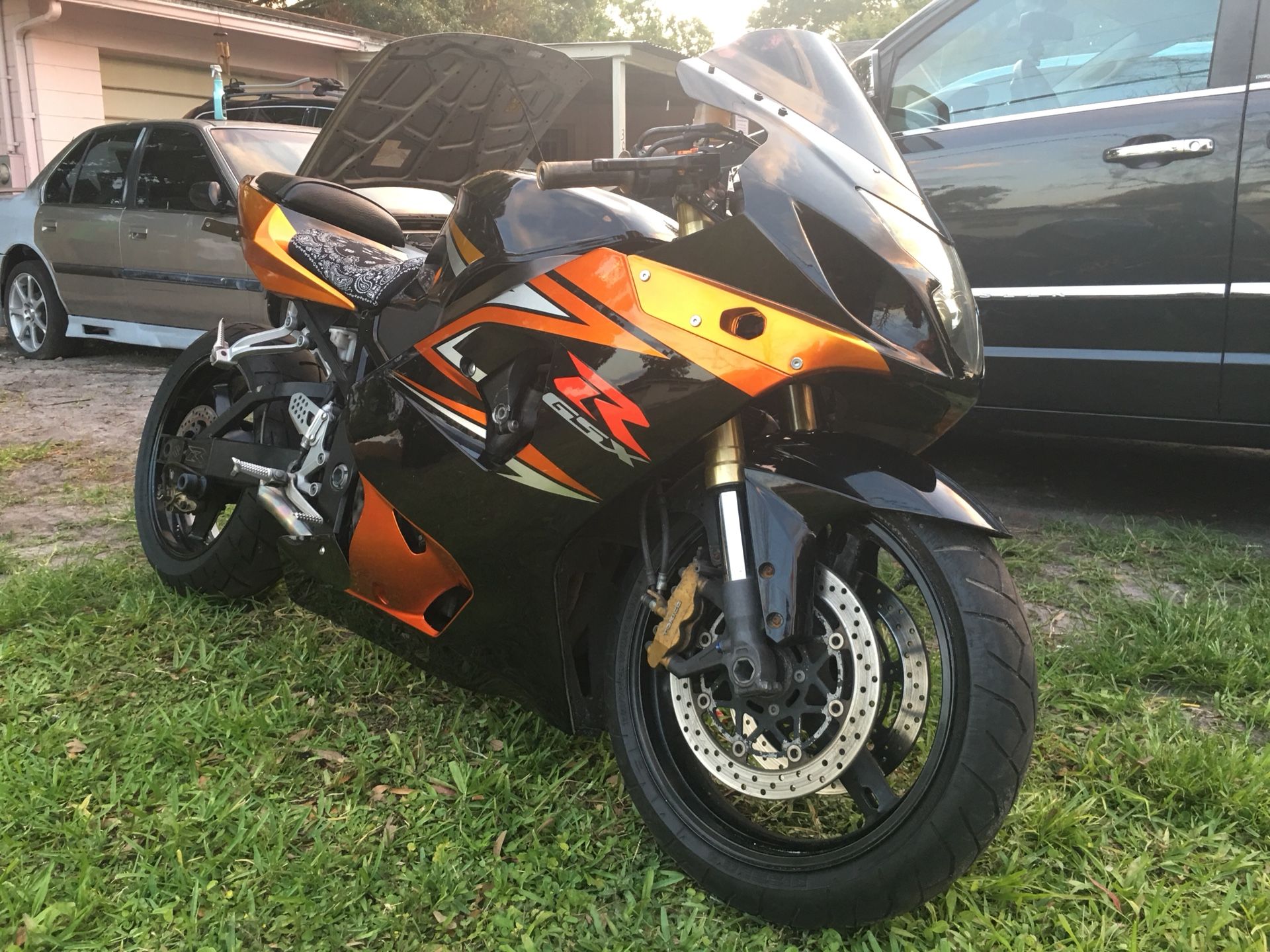 2005 GSXR600 LOWERED & STRETCHED - NO TRADES!