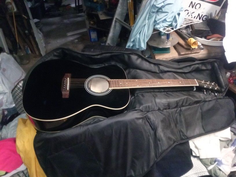 Savannah Acustrc Guitar Great Condition