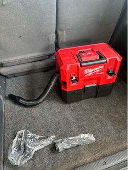 M12 FUEL 12-Volt Lithium-Ion Cordless 1.6 Gal. Wet/Dry Vacuum (Vacuum-Only)