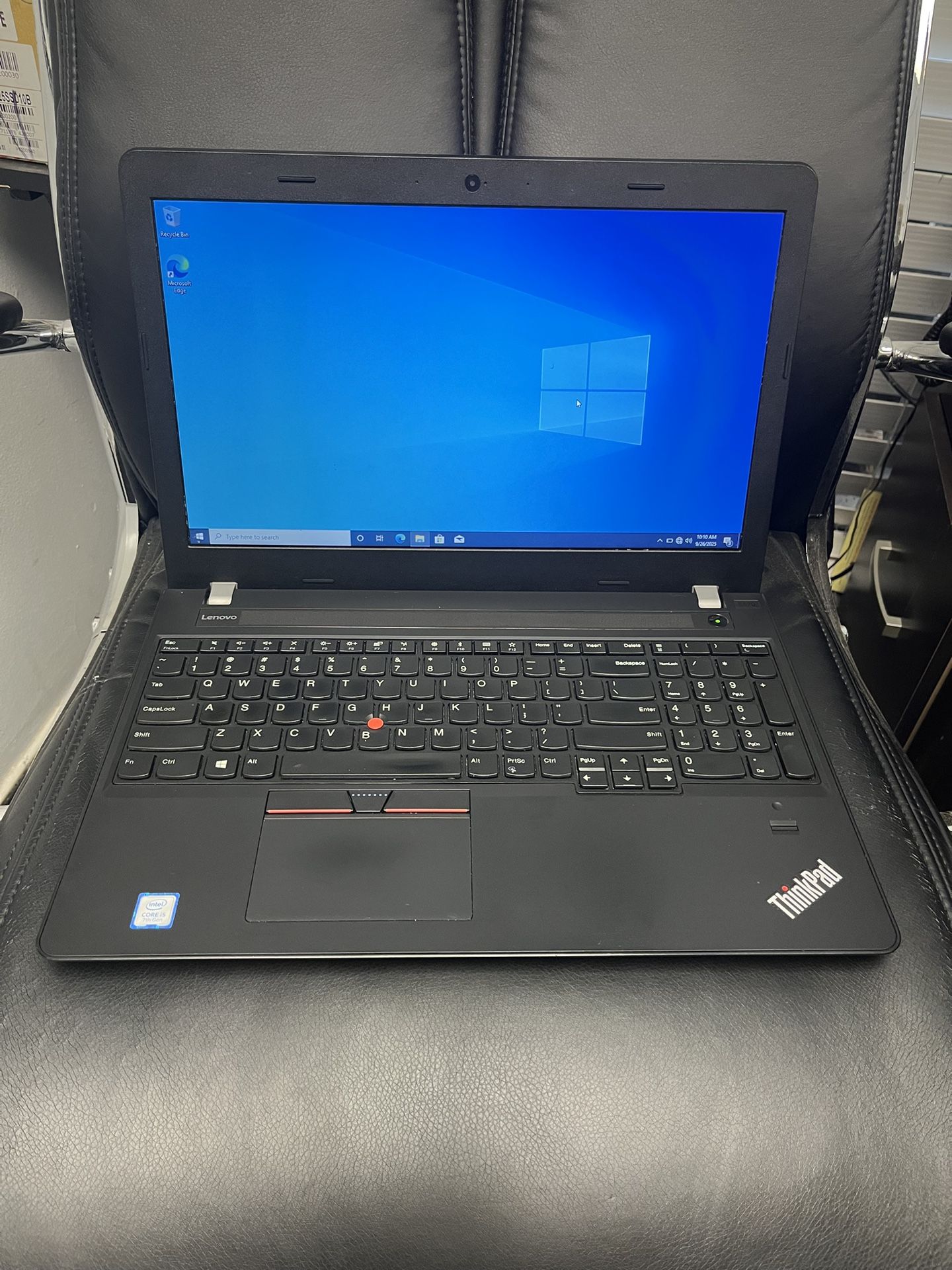 Lenovo Thinkpad i5-7200, 2.5 GHz, 8GB Ram, 256 GB SSD, Win 10