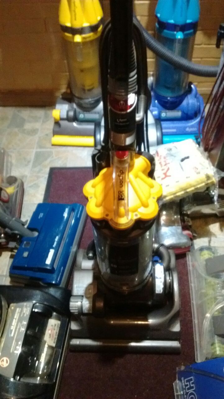 Dyson DC-33 vacuum upright used