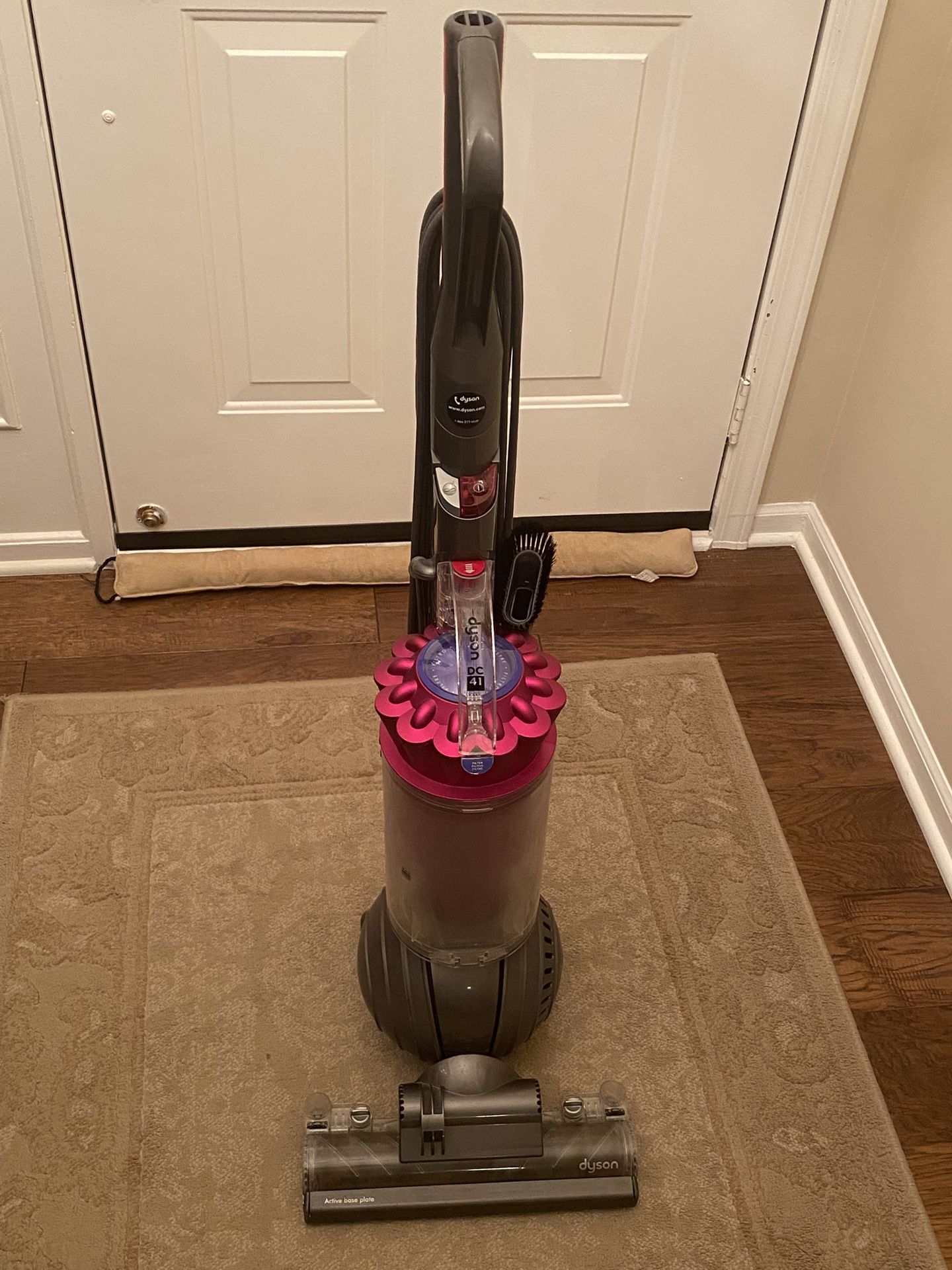 Dyson Ball Vacuum With Additional Attachments