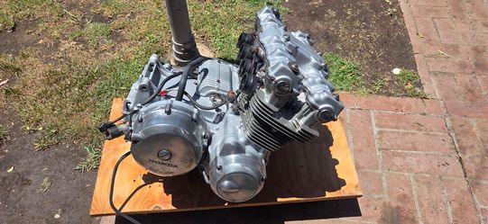 Honda CB750 Engine Motor