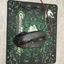 Multicolor computer/lap-top/gaming mouse and a mouse pad