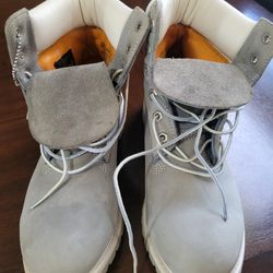 Gray & White Timberlands Size 7.5 Men