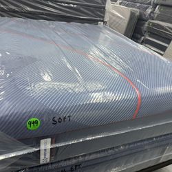 QUEEN SIZE SEALY POSTUREPEDIC ELITE HYBRID “HIGH POINT” SOFT MATTRESS & BOX SPRING BED SET