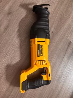 DeWalt 20V Sawzall