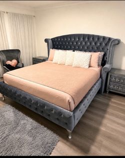Queen  Size Bed  + mattress 🔥🔥🔥