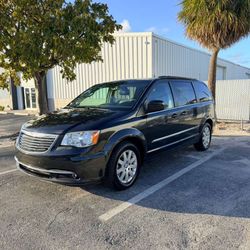 2015 Chrysler Town & Country