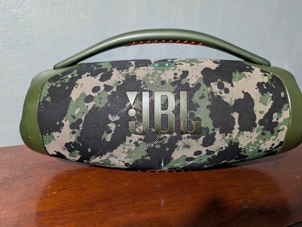 JBL BoomBox 3