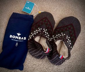 NEW NEVER WORN WITH TAGS Men’s Bomba Slippers Size 11