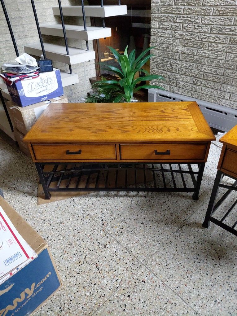 Mission Style Coffee Table &End Table