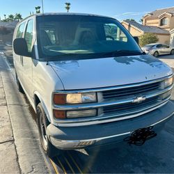 2001 Chevy express 2500