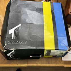 Tour Hockey Code https://offerup.com/redirect/?o=NS5vbmU= Inline Skates Size 12