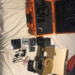 Nikon D5200  And GoPro Bundle 