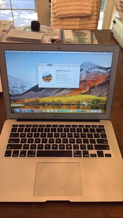 MacBook Air excellent condition!