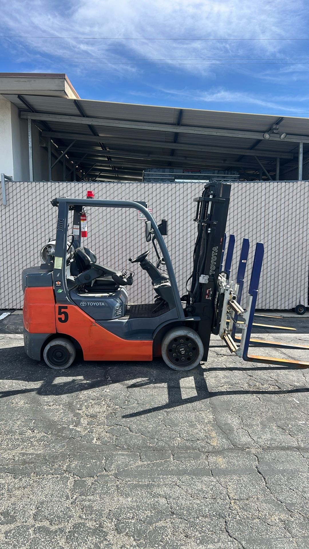 2020 Toyota Forklift With Single Double Attachment