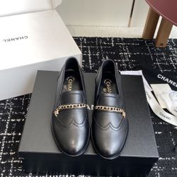 Women's loafers