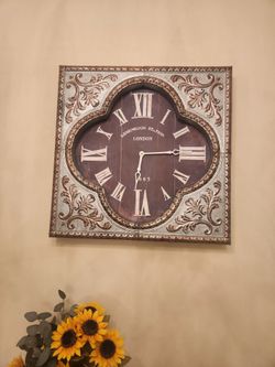 Huge clock