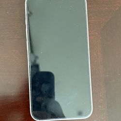 iPhone 14 Starlight/White Unlocked 256GB With Cases