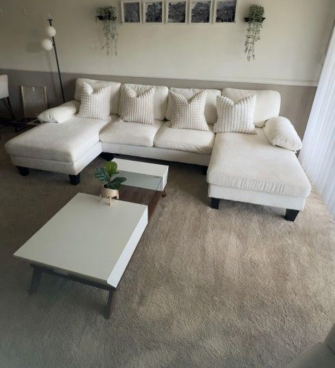 Sectional Couch. U-shape. Sofá Seccional En U