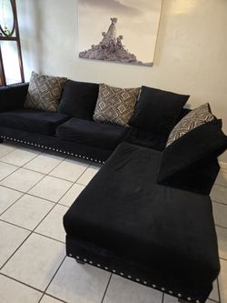 Sectional L / Free delivery