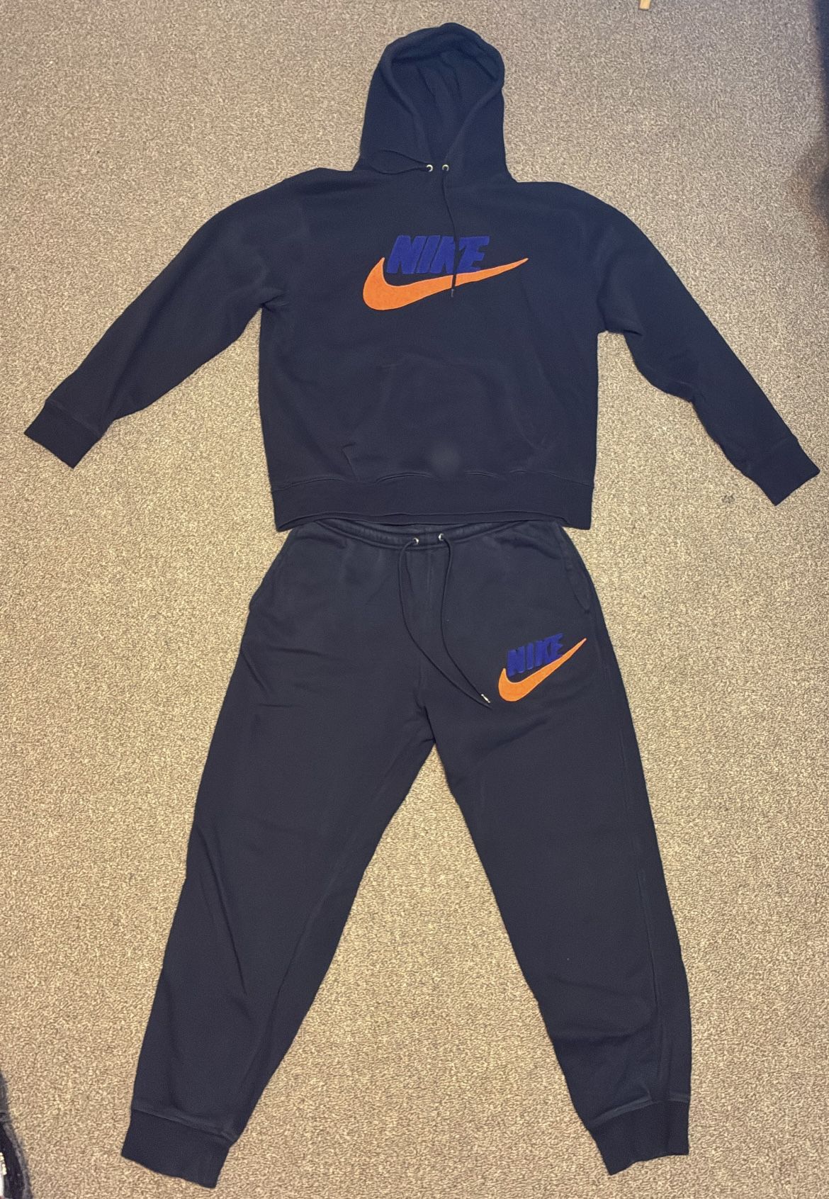 Nike Sweatsuit Outfit