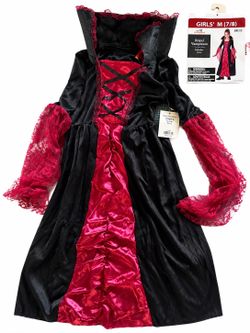 Girls Halloween custom vampire