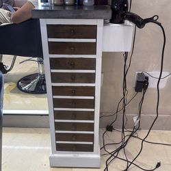 Hair cabinet